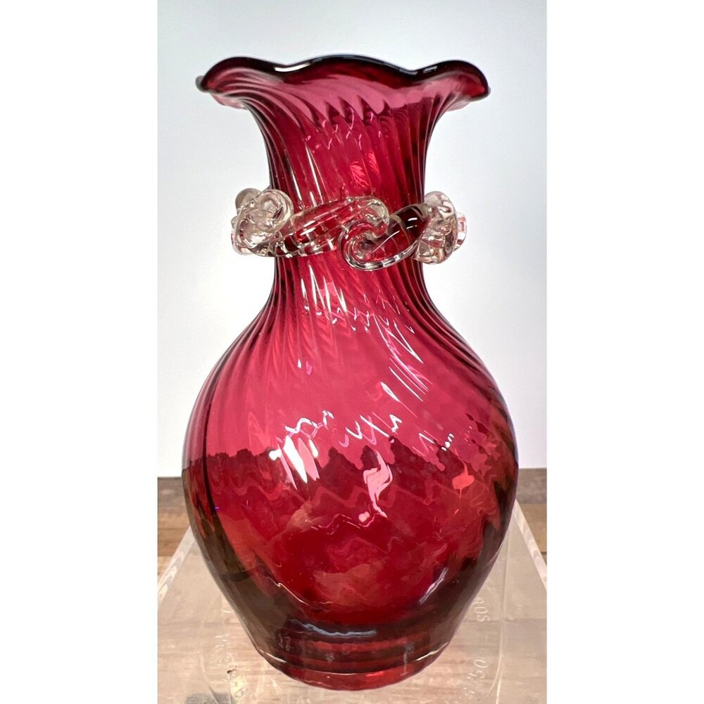 Hand-Blown Cranberry Glass Vase With Clear Swirl Accent Elegant Home Décor Piece